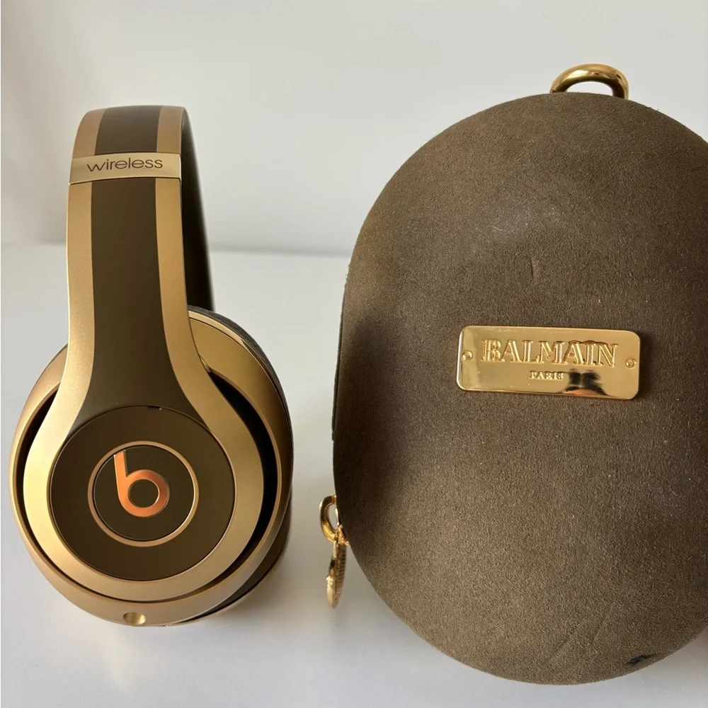 Balmain x Beats by Dre Studio3 Wireless Headphones - Gold and Olive - Picture 6 of 7